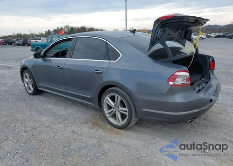 2014 Volkswagen Passat 2.0L Tdi Sel Premium z USA, uszkodzony, nr VIN 1VWCN7A3XEC084010